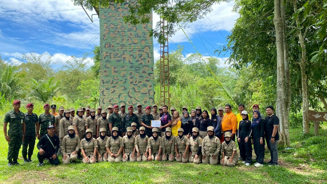 โครงการฝึกอบรมพัฒนาศักยภาพอาสาสมัครป้องกันภัยฝ่ายพลเรือน (อปพร.) ขององค์การบริหารส่วนตำลตำมะลัง ประจำปีงบประมาณ พ.ศ. 2658