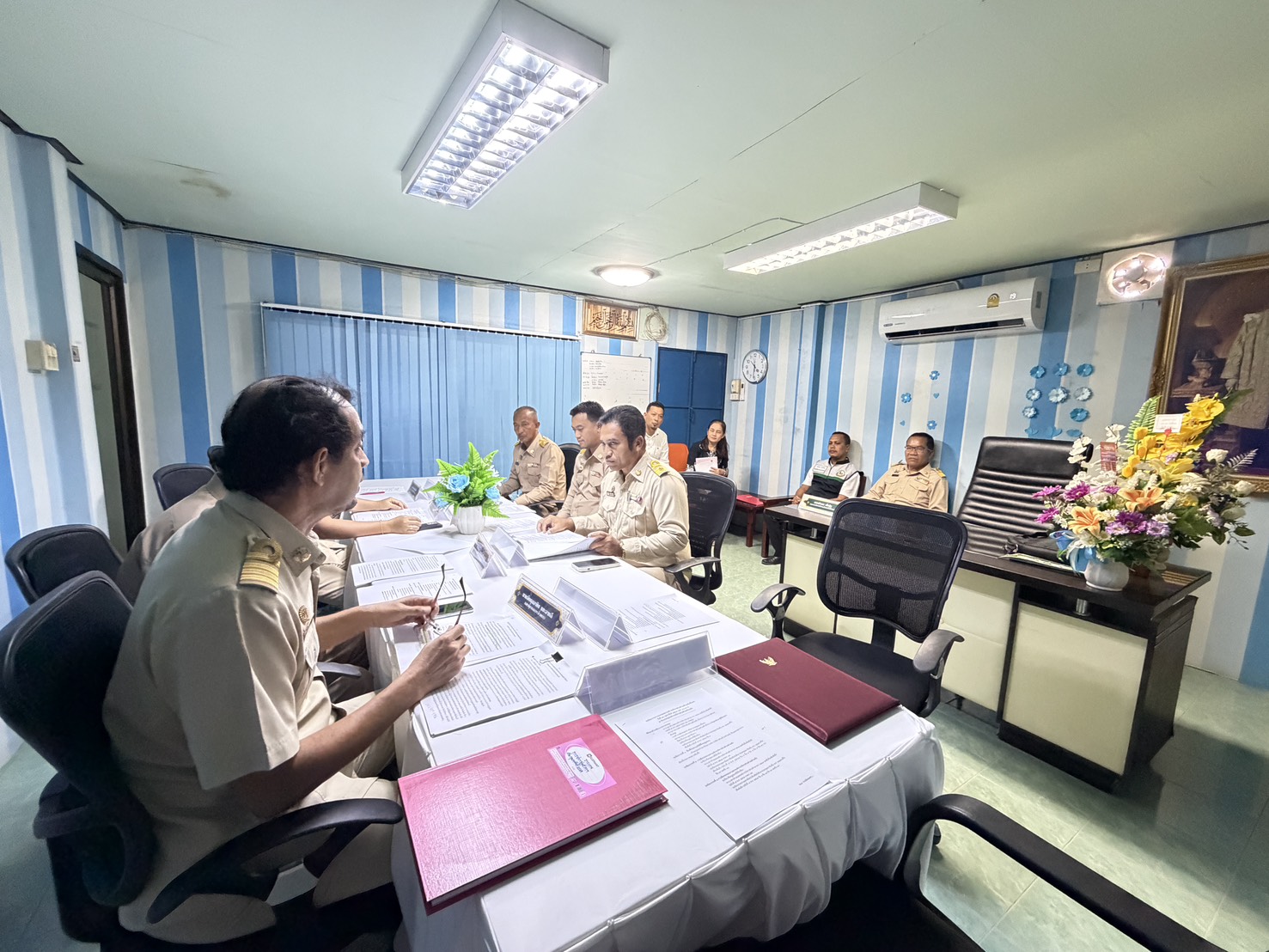วันนี้ (23 กุมภาพันธ์ พ.ศ. 2569) นายอำเภอเมืองสตูล มอบหมายให้ นายสิทธิวุฒิ ทรงสวัสดิ์ ปลัดอำเภอประจำตำบลปูยูและตำมะลัง เปิดประชุมสภาองค์การบริหารส่วนตำบลตำมะลัง ครั้งแรก ตามที่คณะกรรมการการเลือกตั้งฯ มีมติเห็นชอบให้ประกาศผลการเลือกตั้งสมาชิกสภาองค์การบริหารส่วนตำบลตำมะลังและผู้บริหารท้องถิ่น